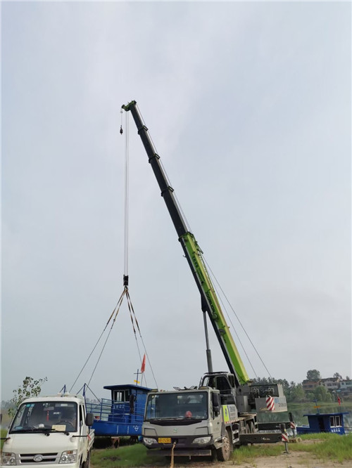 任丘市桥梁建设吊装案例